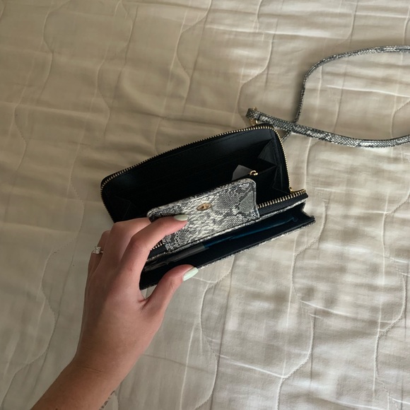 Snake skin purse - Picture 4 of 5